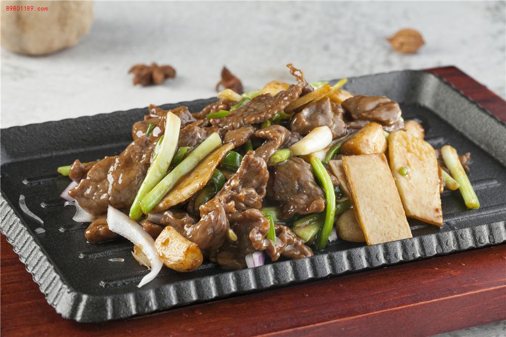 铁板姜葱牛肉